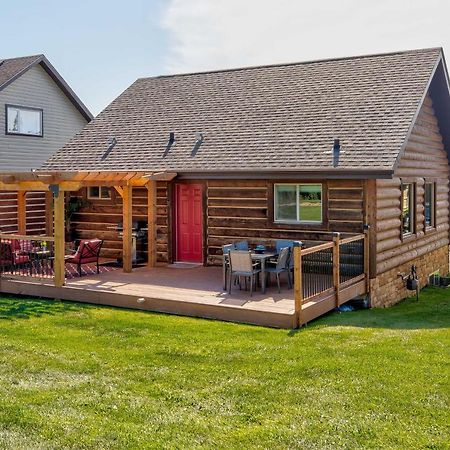 Whispering Pines Cabin With Pool, Lake And Golf Access! Vila Pine Lake Exterior foto